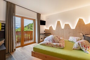 5 habitaciones, escritorio, tabla de planchar con plancha y wifi gratis 