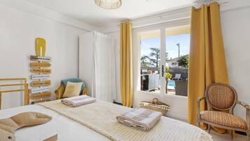 2 chambres, fer et planche Ă  repasser, Wi-Fi gratuit, draps fournis