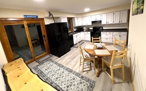 Dining - Forest Lake Haven close to Gore Mt and Lake George (Chestertown)