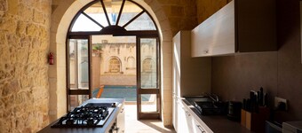 Mixel Holiday Home 4 bedrooms with private pool