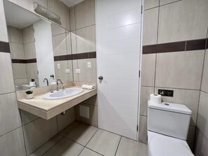 Hårtørrer, håndklæder, Sæbe, Shampoo