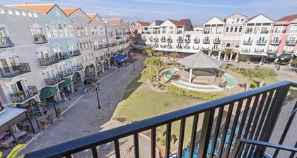 European Village King Suite Retreat: Unwind, Explore, Beach, Work!