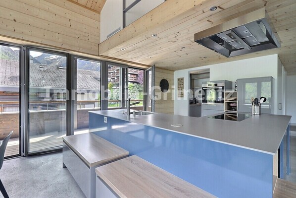 Microwave, oven, stovetop, dishwasher - Very comfortable flat on 2 levels for 6 to 8 people, living room, kitchen area with dishwasher, 2 do (Grimentz)