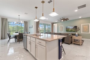 Interior - Stunning Modern Home! (Kissimmee)