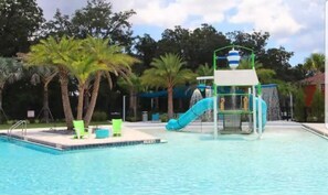 Beheizter Pool