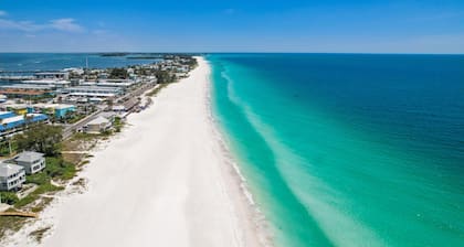 Steps to Beach - Bean Point Residence Unit A by SeaBreeze Vacation