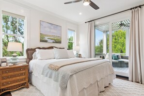 4 bedrooms, iron/ironing board, WiFi, bed sheets