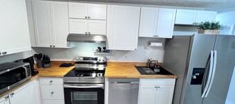 Downtown and Near, I-95. Pets are allowed