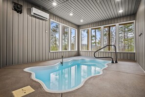 Indoor pool, a heated pool - Outdoor Fire Pit, Hot Tub, Private Cabin, Arcade Room, Indoor Pool, New Build! (Sevierville)