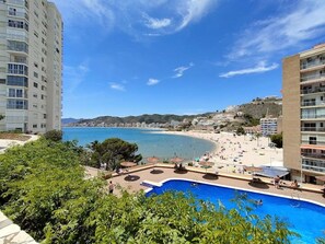 Water, Cloud, Sky, Building, Plant, Azure, Window, Tree, Body Of Water, Coastal And Oceanic Landforms - Lovely apartment for 5 guests with pool, WIFI, TV and balcony (Cullera)