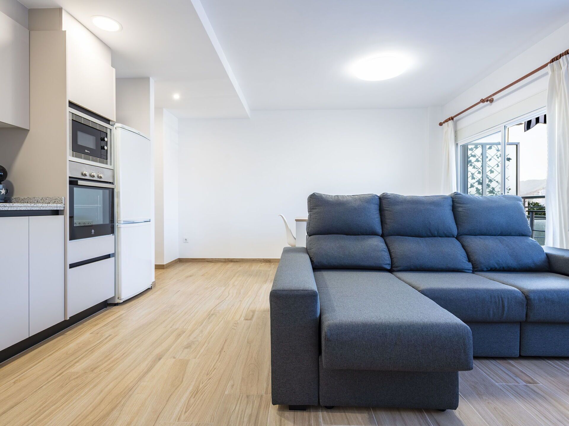 Propriété, Cabinetry, Design Intérieur, Bois, Confort, Canapé, Sol, Salon, Mur, Sol