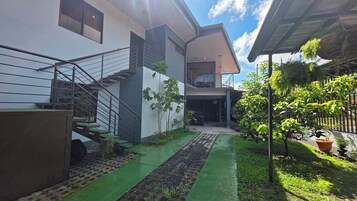 Egyptian cotton sheets, premium bedding, down comforters