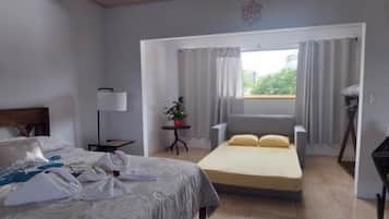 1 bedroom, Egyptian cotton sheets, premium bedding, down duvets