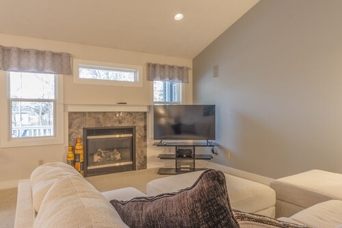 Bed & Birdie Near Golf Course & Downtown Saugatuck