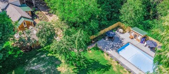 Private Pool & Hot Tub, Modern Farm House, Near Lake Michigan