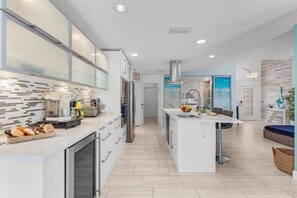 Frigorífic, microones, forn i rentaplats 