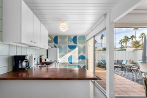 Interior - Mid-Century 1BR Bungalow At Famed Ocotillo Lodge (Palm Springs)