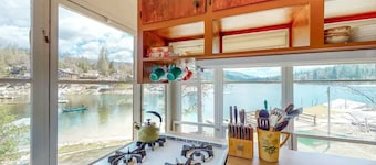 Rustic lakefront cabin with boat dock & VIEWS!