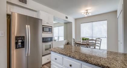 Miami Style House in San Antonio
