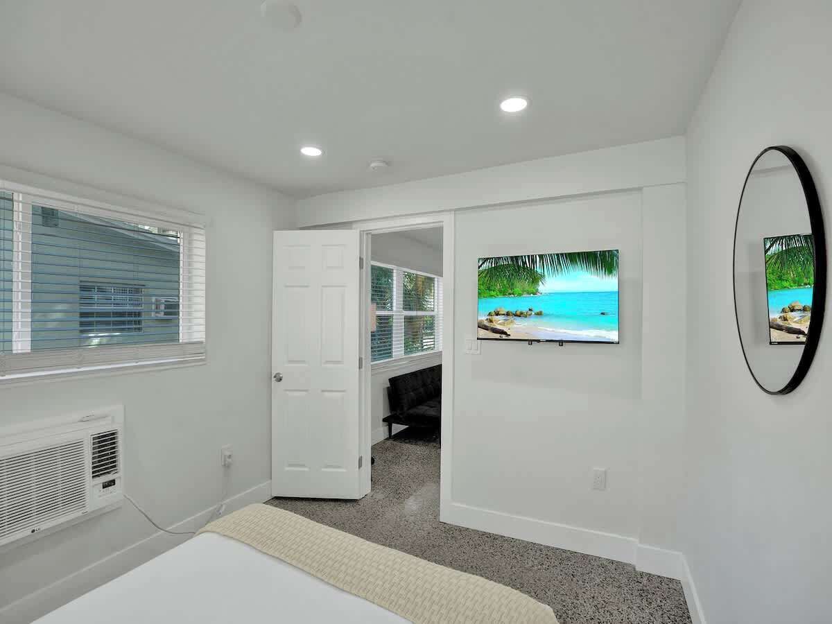 2 bedrooms, travel cot, free WiFi