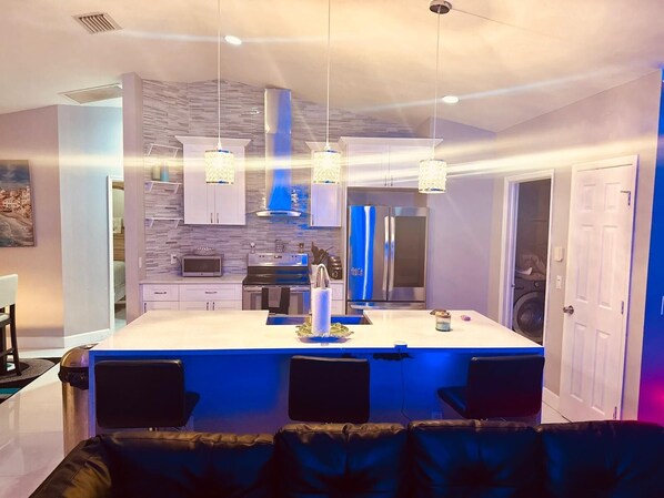 Interior - New Luxury family size 3Br Home w/pool & Jacuzzi close to Us41 & I-75 Estero FL (Fort Myers)