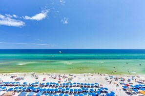 Am Strand, Liegestühle