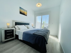 3 bedrooms, iron/ironing board, free WiFi, bed sheets - Villa Tranquilidad (Avileses) (Avileses)