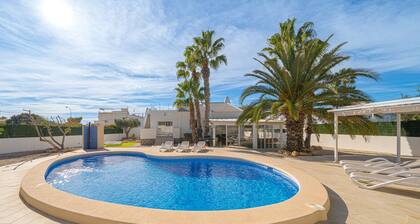 Villa Familia (Torrevieja)