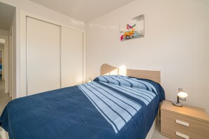 1 Schlafzimmer, Bügeleisen/Bügelbrett, kostenloses WLAN, Bettwäsche