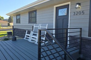 Terrace/patio - Beautiful Family Home - Perfect for Large Groups!
(Sioux Falls)