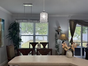 Dining - Boho Gator Lux 2 Ft. Myers (Lehigh Acres)