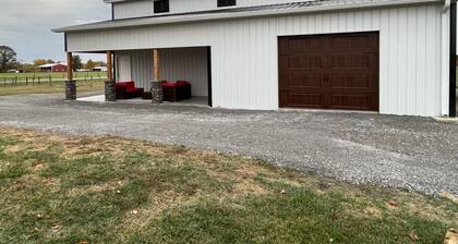 Cozy 3-bedroom cottage encased by expansive country pastures!