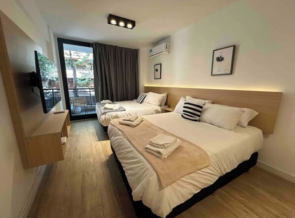 Classic Room | Free WiFi - CloudBA Palermo Soho Charcas Apartments (Buenos Aires)