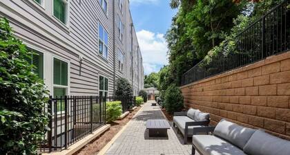 Hotty Toddy Condo at 514 by Apex Short Term Stays