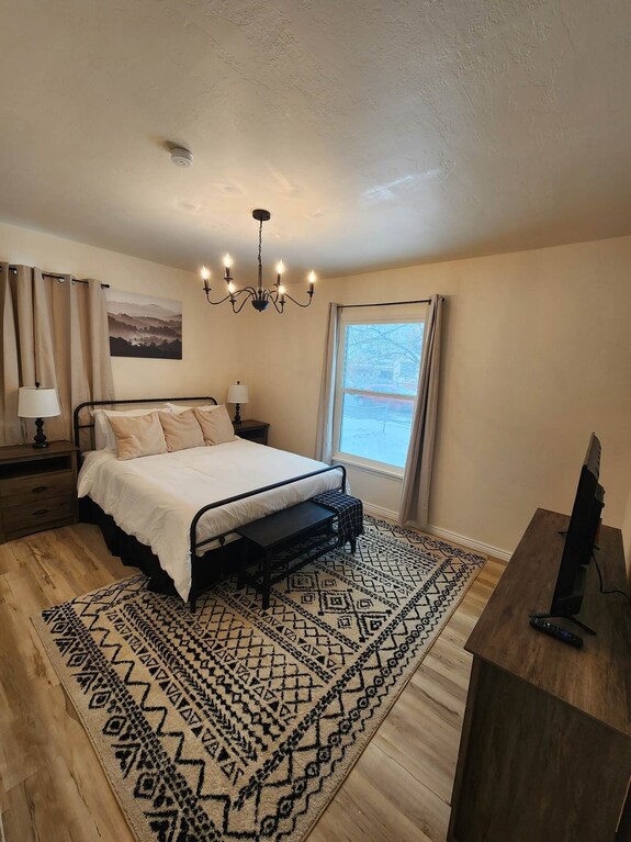 Provo Home! Close To Byu, Downtown Provo, 10 Mins From Utah Valley University. - Provo, UT