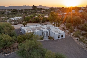 Unclassified image, 3 of 53, button - 5Bed • 5Bath Foothills Retreat • Pool • Guesthouse (Tucson)