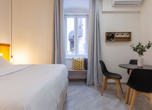 Basic Studio | Egyptian cotton sheets, premium bedding, individually decorated - Ghiberti - Quiet studio (Trieste)