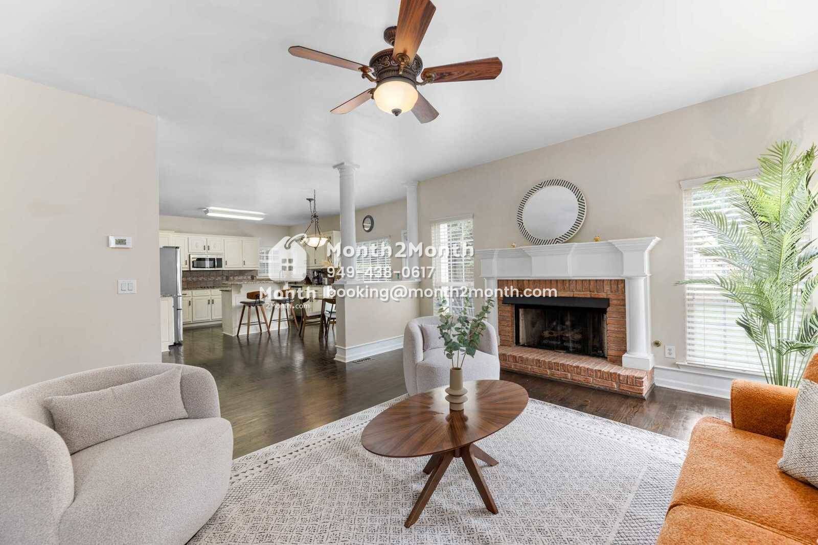 Modern Elegance on Silver fox path #41856