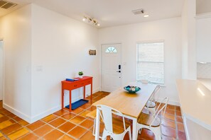 Dining - Waterfront home w/open layout kitchen, lg deck, W/D, Private dock with kayaks, (Lago Vista)