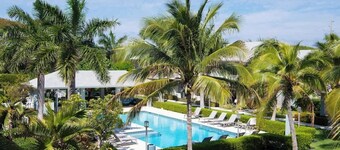 Summertime Suites #54 - One Bedroom & Pool