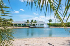 Exterior - Summertime Suites #54 - One Bedroom & Pool (West Bay)