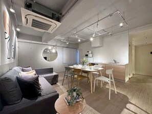 Televisor i oficines 