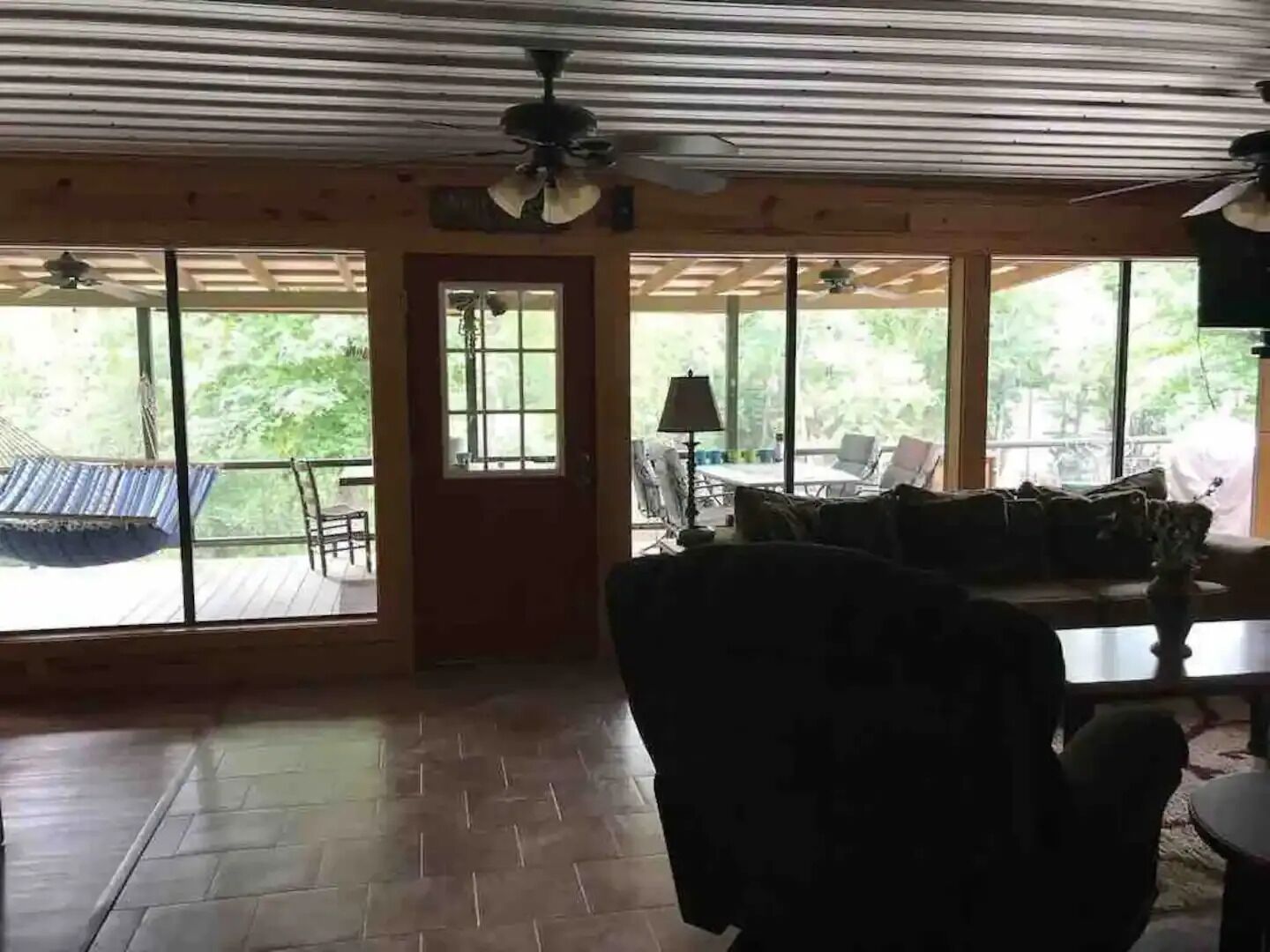 智能电视、壁炉