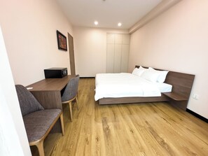 Apartamento Premium | 2 dormitorios, escritorio, espacio para trabajar con un portátil