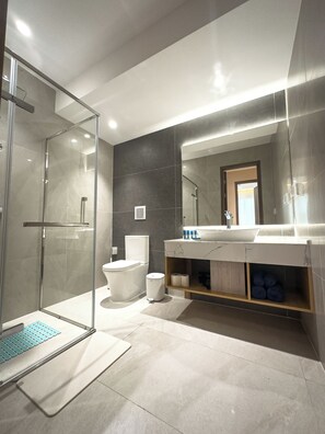 Bathroom shower