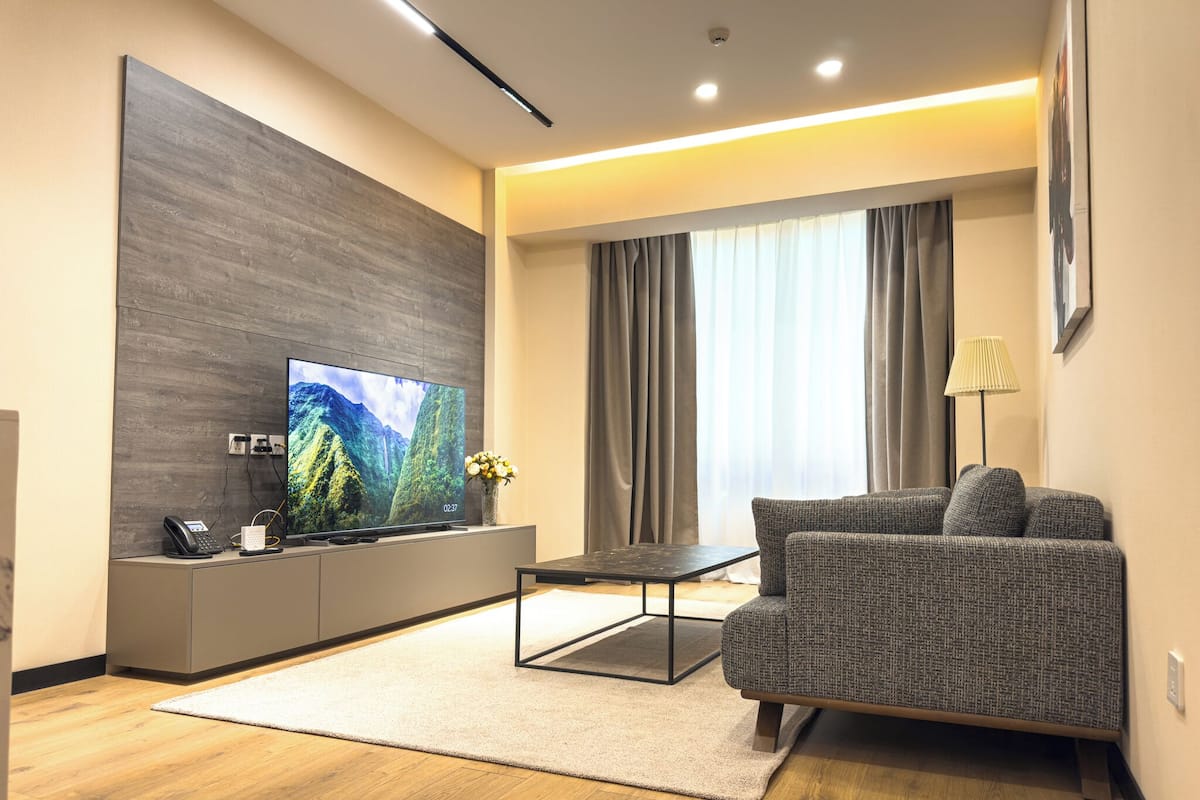Junior Twin-bed Suite