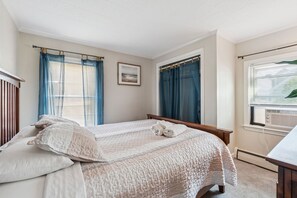 2 chambres, lit de bébé portatif, Wi-Fi, literie fournie