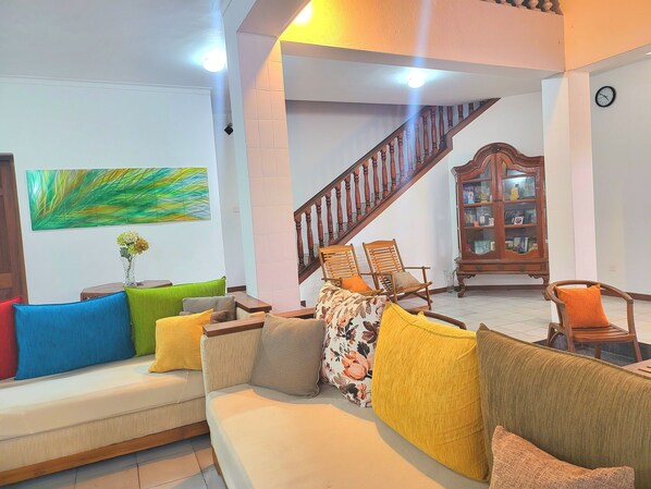 Smart-TV, Stereoanlage