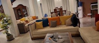 CHARLES VILLA Rawathawatta.Moratuwa, Colombo.