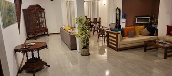 CHARLES VILLA Rawathawatta.Moratuwa, Colombo.